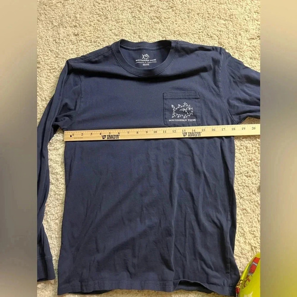 Size Small Southern Tide Navy Long Sleeve Christmas Shirt - Picture 4 of 5